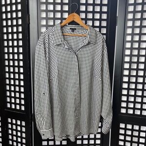 🖤Ann Taylor Black & White Button Down Blouse Roll Tab Sleeve Women’s XXL 🖤